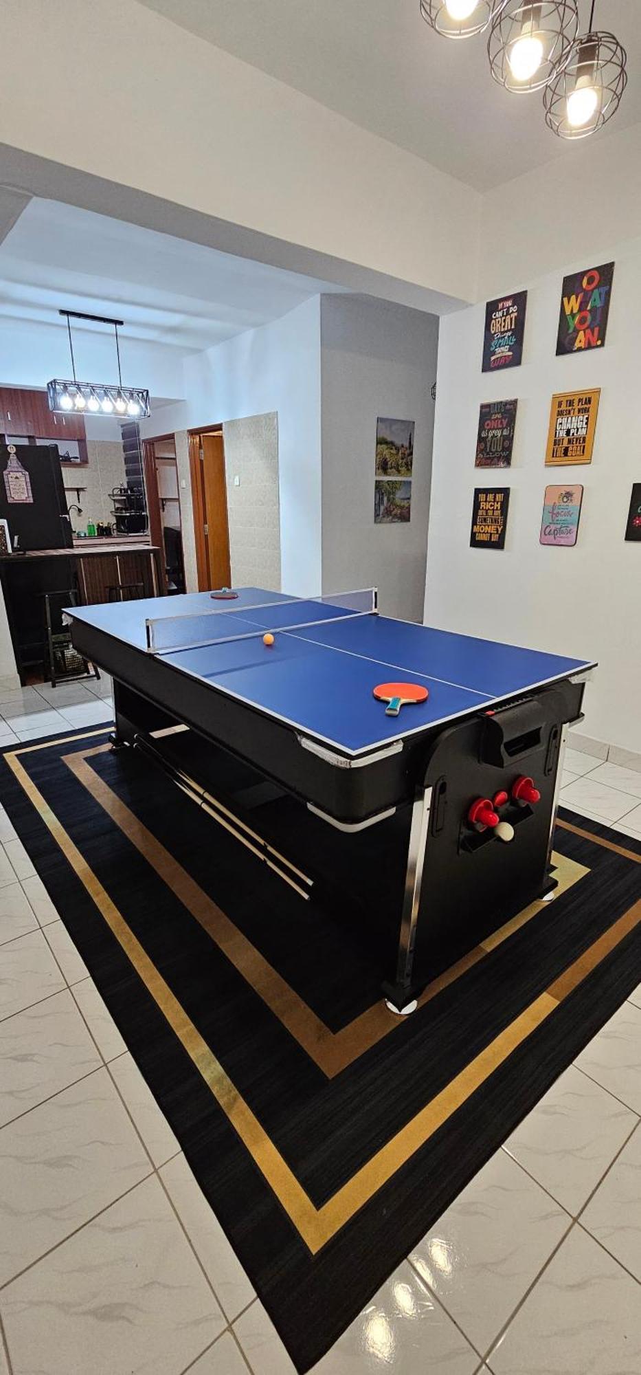 Mahligai View Near Masjid Shah Alam, Uitm Shah Alam, I-city, Stadium Shah Alam, Sacc, Pkns, Idcc, Msu, 17 Min Kuala Lumpur & Klang, Max 10 People, Free Food, Snooker, Pingpong, Indoor Games, Swimming Pool, Fast Wifi Apartment Shah Alam